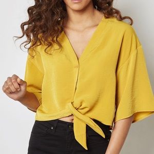 Topshop Tia yellow crop top